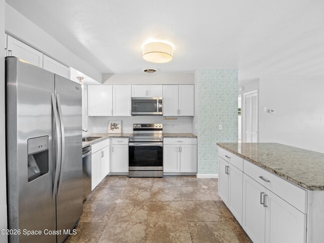 Building Photo - 250 Carib Dr