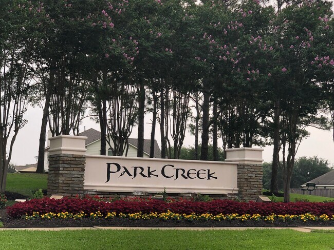 Building Photo - 16826 Shoal Park Dr