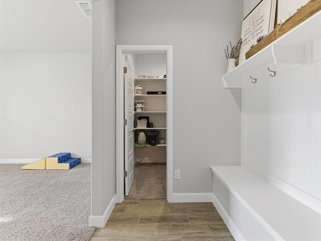 Building Photo - 2012 13th St