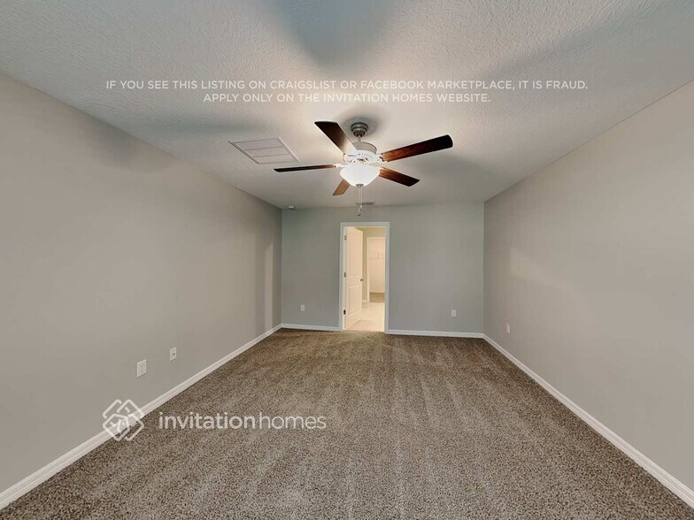 Building Photo - 1549 Blue Rose Dr