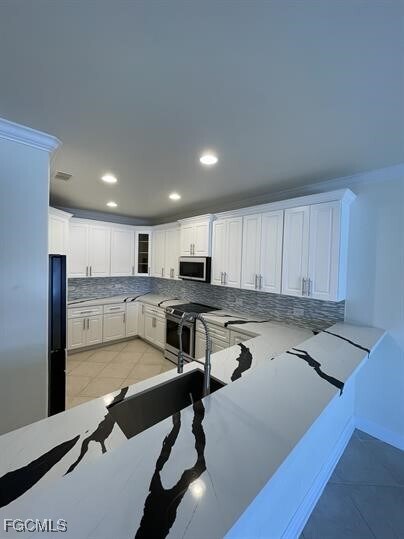 Building Photo - 2082 E Tobago Cir