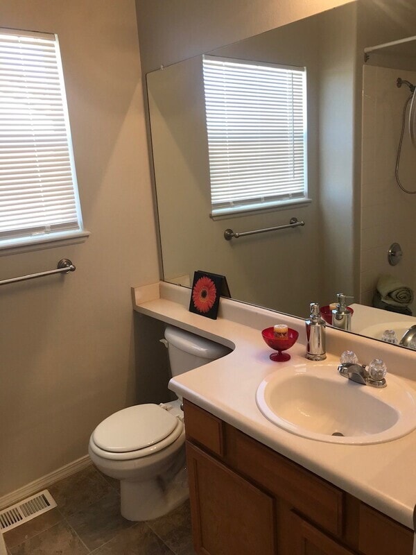 Building Photo - 716 Harvest Field Way