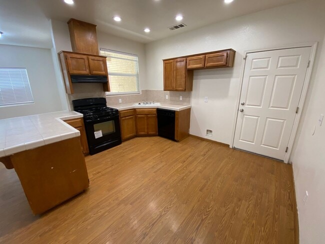 Building Photo - Spacious two-story home Available Now!