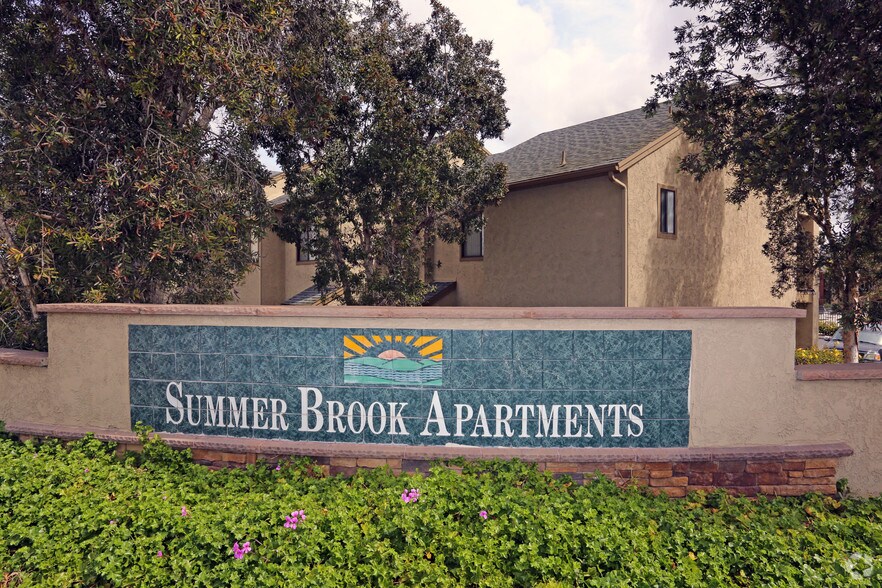 Primary Photo - Summer Brook Apartments