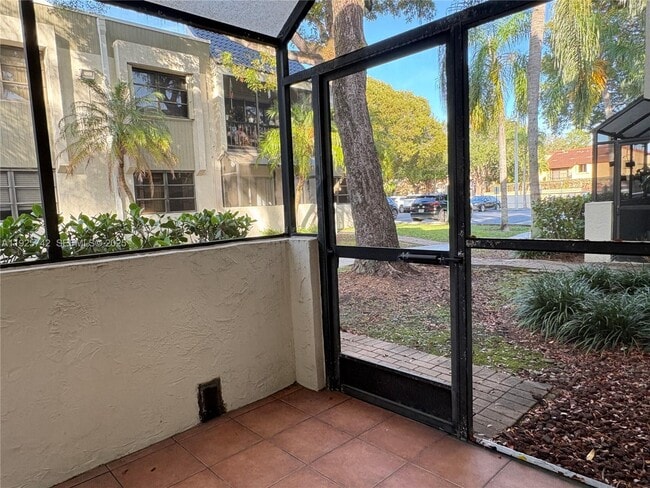 Building Photo - 7913 SW 104th St