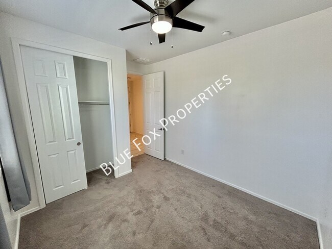 Building Photo - 7214 S Via Tierra Mesa