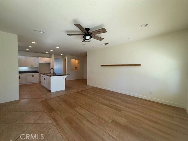 Building Photo - 36228 Bur Oaks Ave