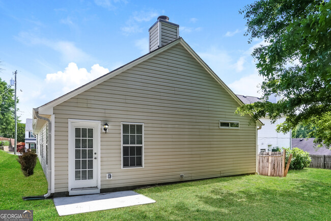 Building Photo - 6802 Browns Mill Walk
