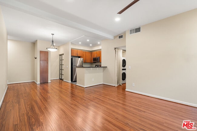 Building Photo - 8300 Manitoba St