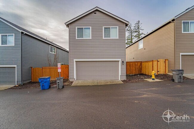 Building Photo - 2018 S Taverner Dr