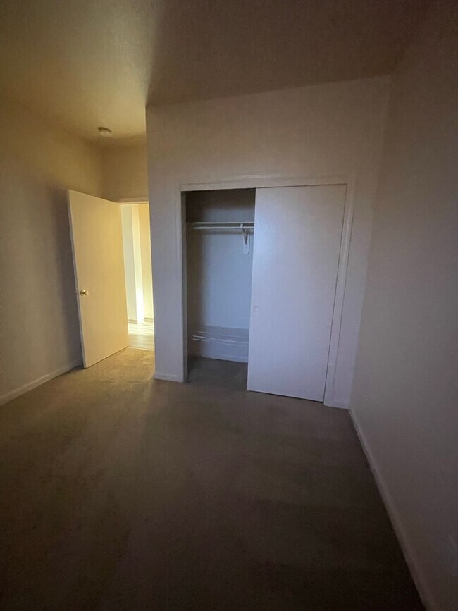 Building Photo - 4143 Canopy Ct
