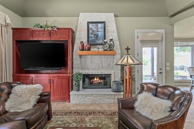 Building Photo - 2916 Rock Barn Dr