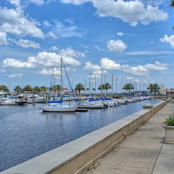 Building Photo - 107 Monroe View Trail