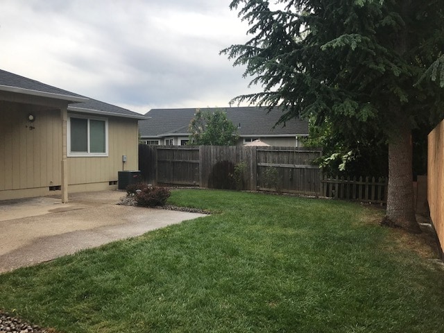 Building Photo - 1335 Sandy Ln