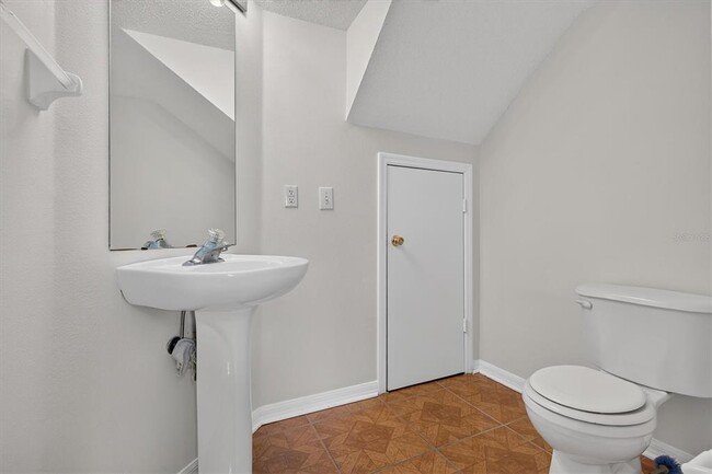 Building Photo - 4110 Waterside Island Ct