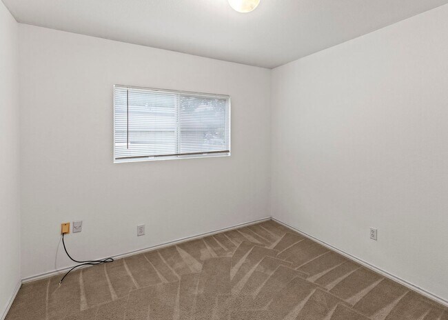 Building Photo - New Wood Flooring!