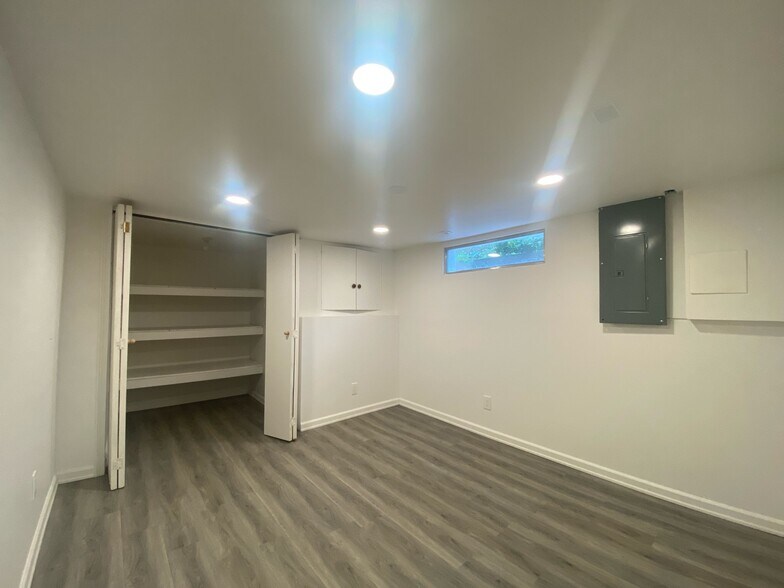 Unit2 - 11636 59th Ave S