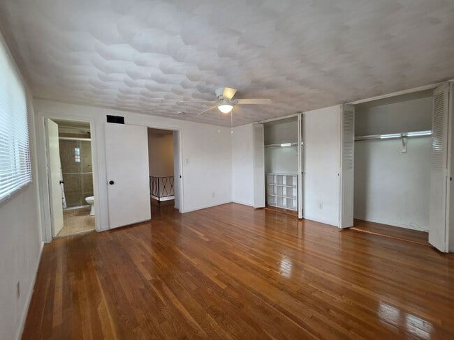 Building Photo - Carolanne Farms