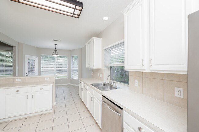 Building Photo - 13202 Bufflehead Ct