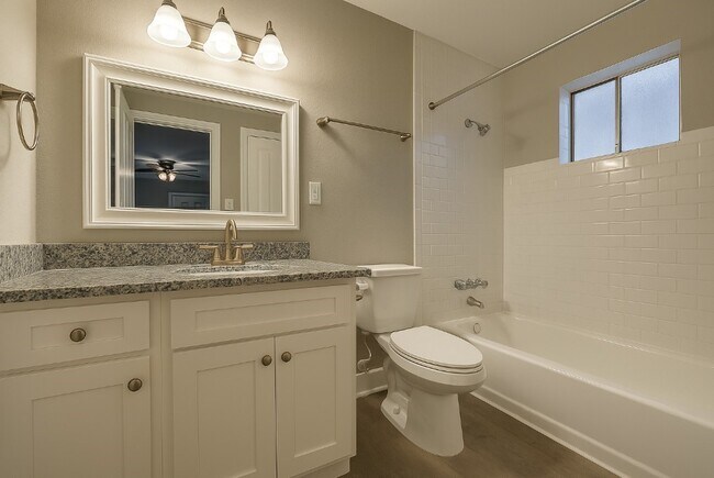 Building Photo - 101 Avondale St