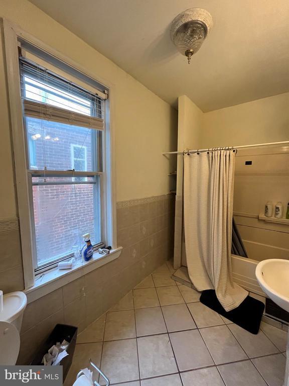 Building Photo - 2032 N Carlisle St