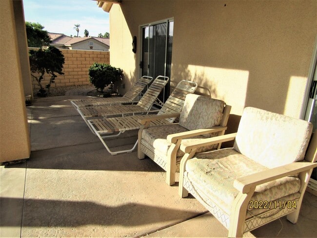 Building Photo - 82487 Bogart Dr