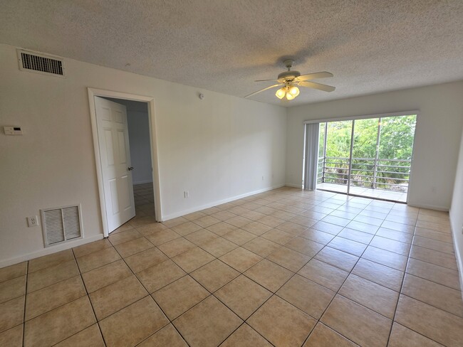 Building Photo - 2800 NW 56th Ave
