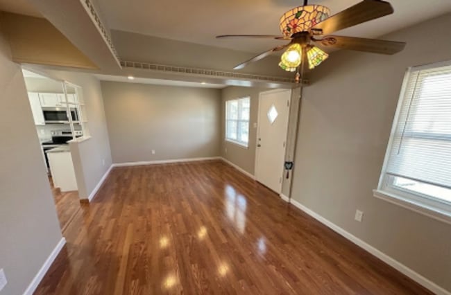 Building Photo - AVAILABLE  SOON!!!