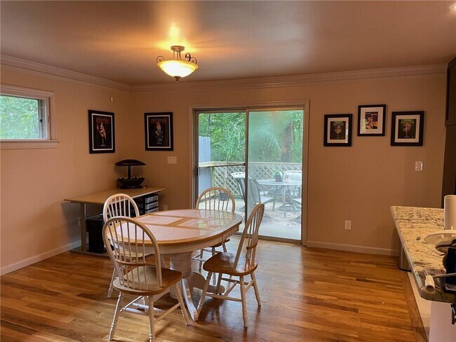 Building Photo - 3355 Timber Lake Rd NW