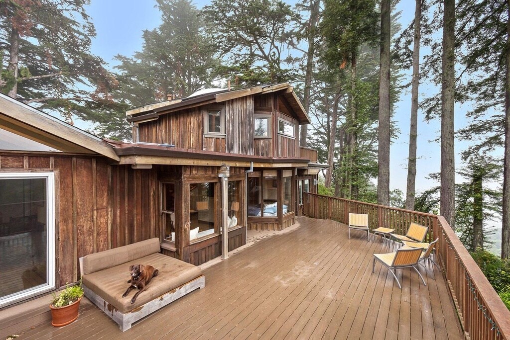 Building Photo - 14 St Jude Rd