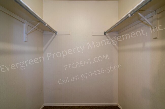 Building Photo - 4337 Hummingbird Dr