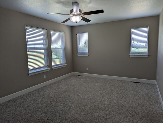 Building Photo - 1854 Peak Pr Ln