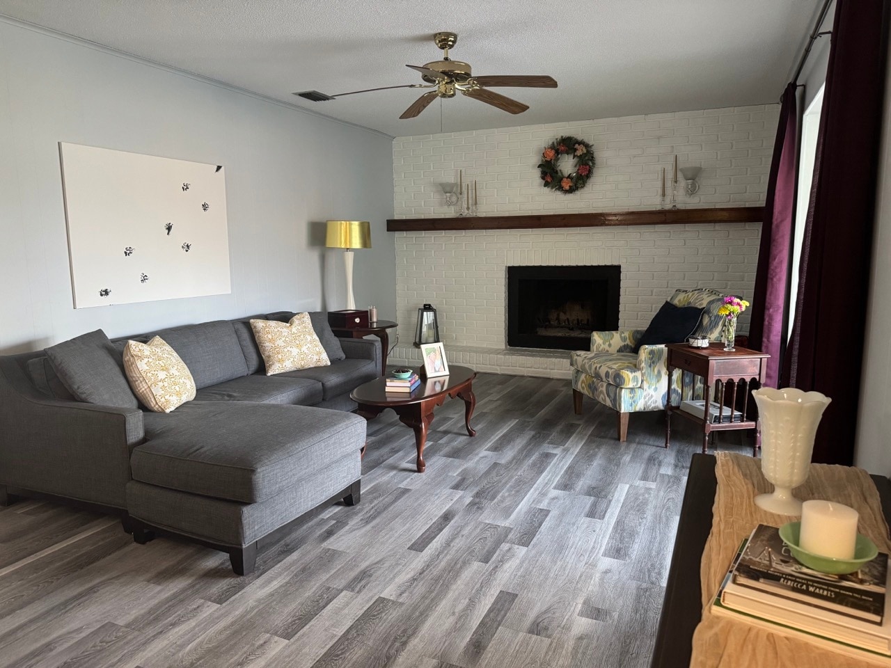 Living Room - 1063 Wexford Way