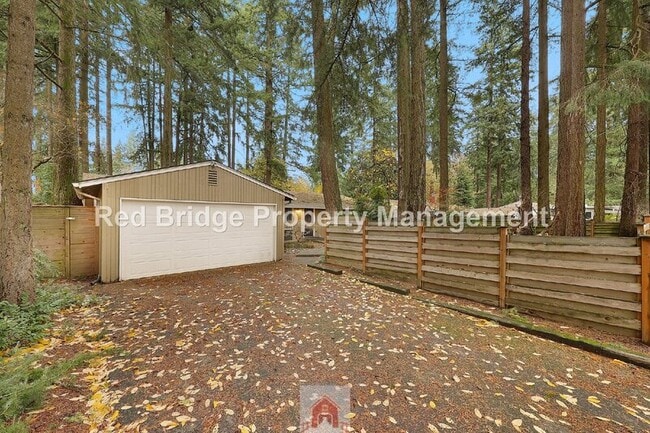 Building Photo - 5695 SW Washington Ct