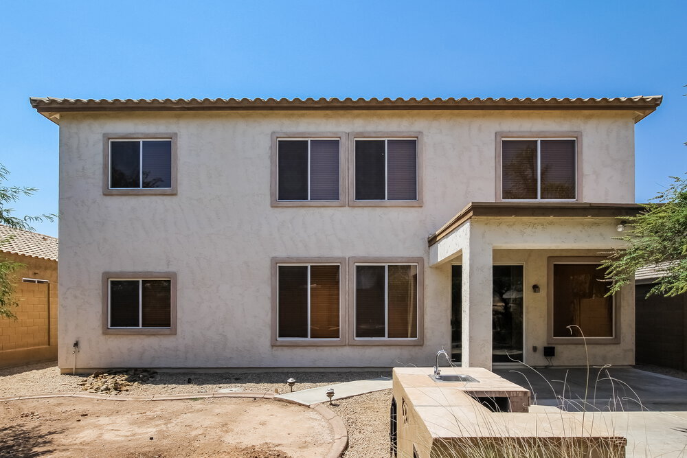 Building Photo - 10574 W Salter Dr