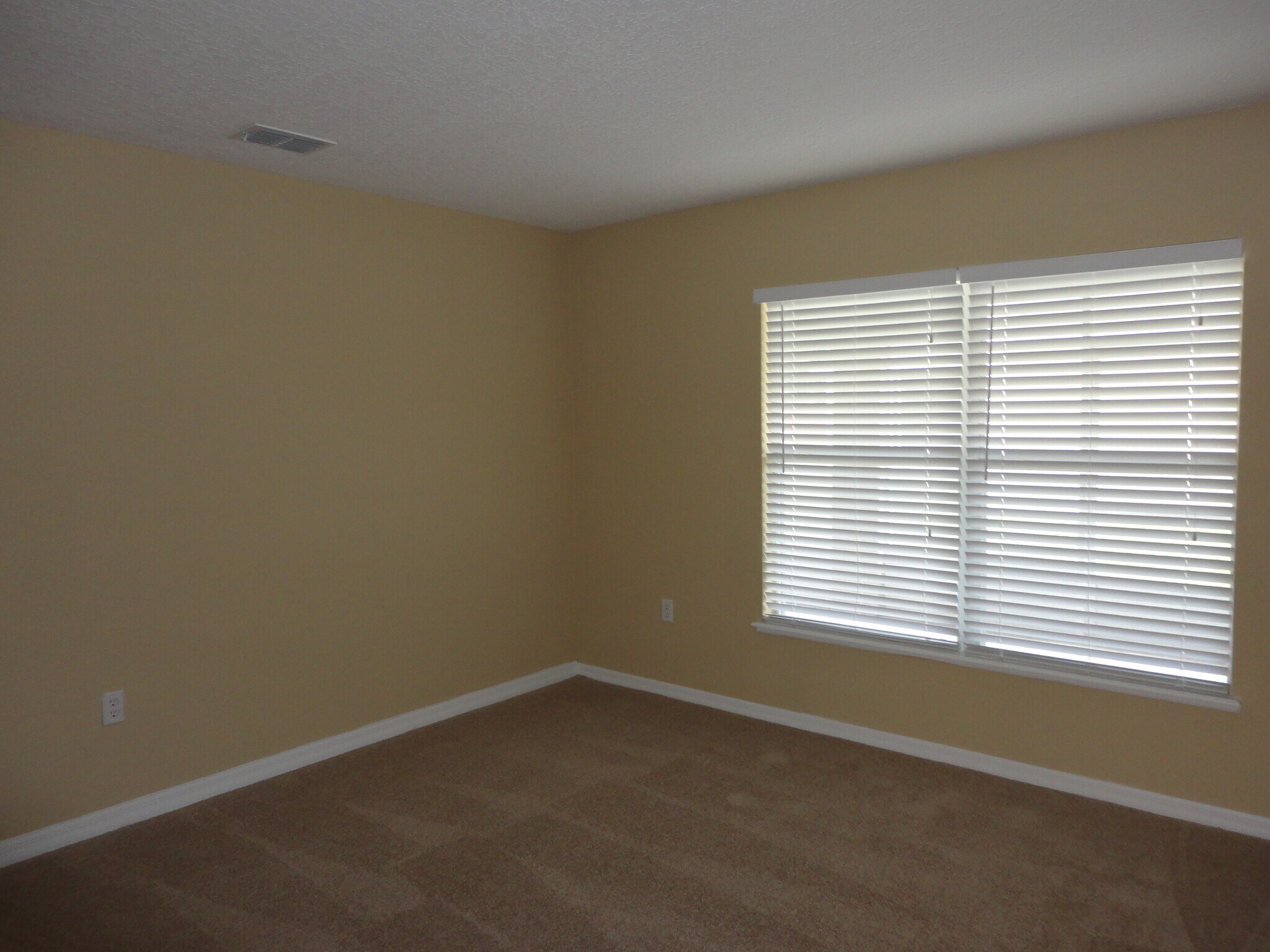 Building Photo - 2062 El Marra Dr