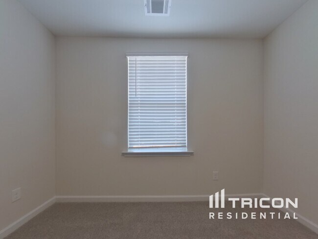 Building Photo - 3392 Arabian Farm Ln