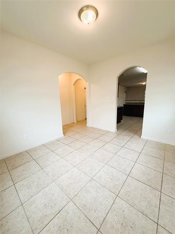 Building Photo - 120 Rushmore Ln