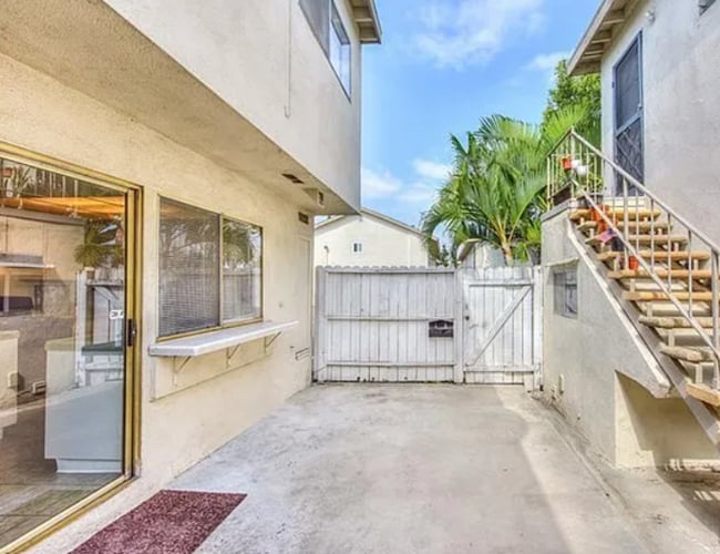 Building Photo - Paradise Manor Condo for lease