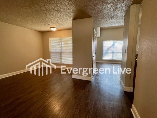 Building Photo - 101 Calla Ct