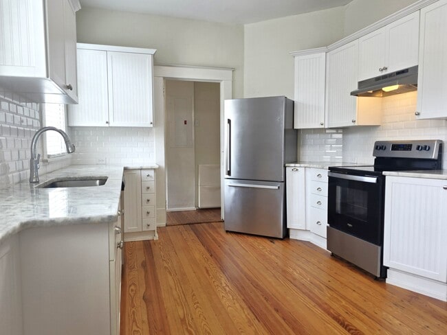Building Photo - 1429 Stovall St