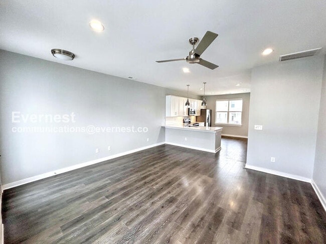 Building Photo - 203 Jeffries Wy