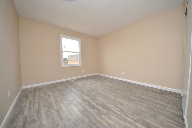 Building Photo - 3 Westwood Village