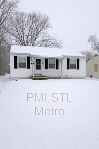 Building Photo - 10327 Renfrew Dr