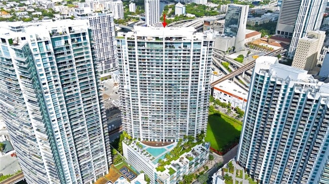 Building Photo - 90 SW 3rd St