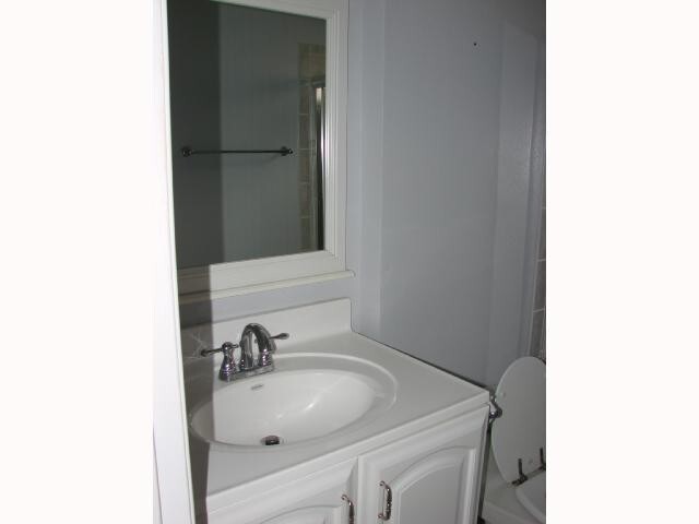 Building Photo - Home for lease in a Great Location!