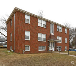 Building Photo - St. Clair Apartments