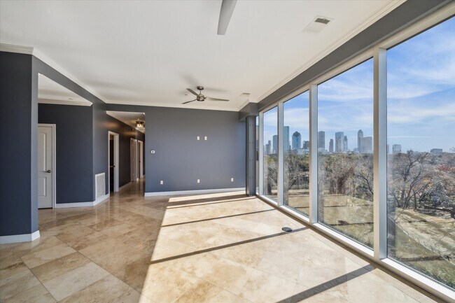 Building Photo - 2515 Washington Ave