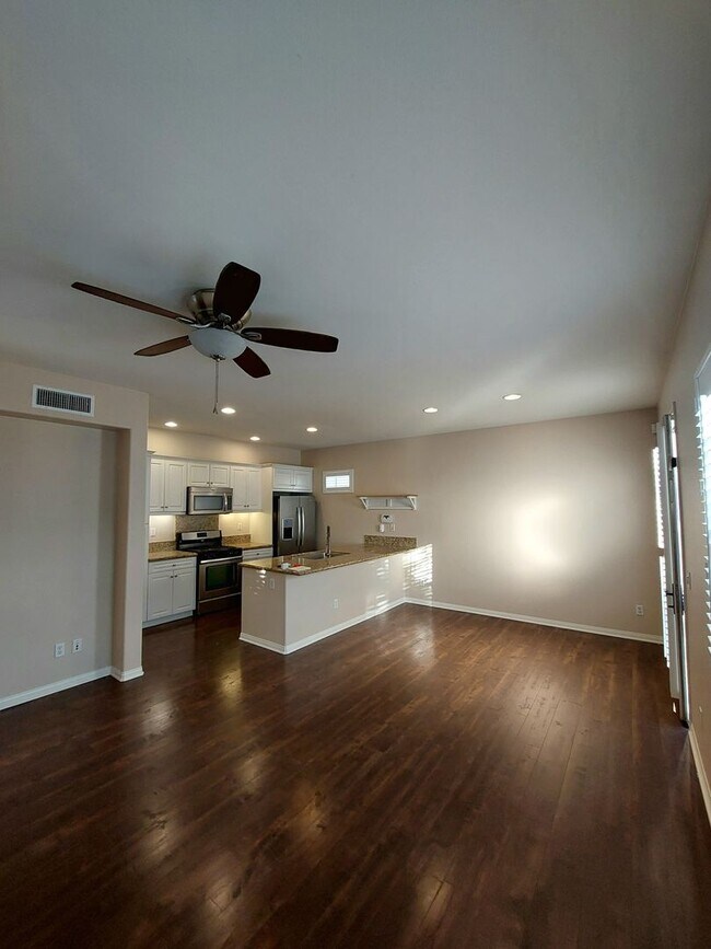 Building Photo - Beautiful townhouse in Ontario-CALL FOR OUR MOVE-IN SPEACIAL