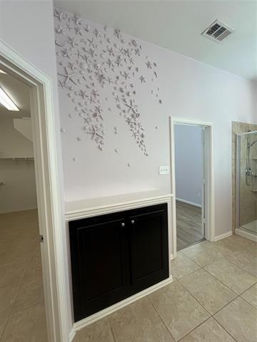 Building Photo - 9320 Liberty Crossing Dr